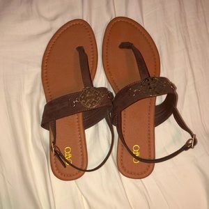 NEVER WORN Size 11 Cato Brand Sandals!